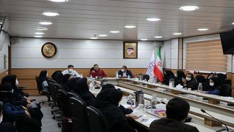  برگزاری کارگاه آموزه های قانونی برای گروه پرستاری  