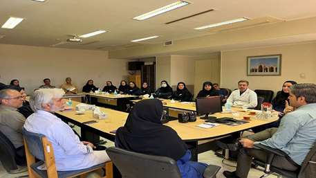  نشستی با مدیران پرستاری بیمارستان ولایت دامغان انجام شد .