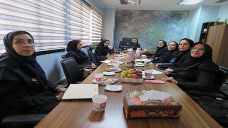  بازدید کارشناسان مدیریت پرستاری ستاد دانشگاه از بخش‌های بیمارستان کوثر برای نظارت بر اجرای پروتکل‌های ایمنی بیمار و کنترل عفونت.